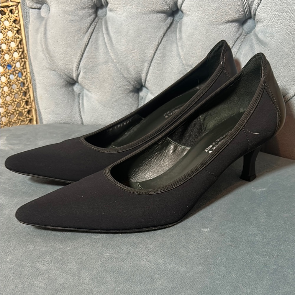 Donald J Pliner Pumps
